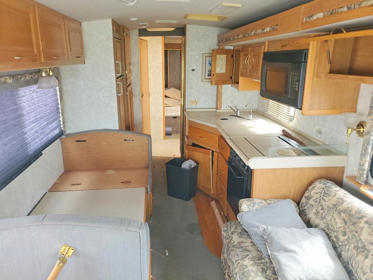 1999 FORD SOUTHWIND RV photo 6