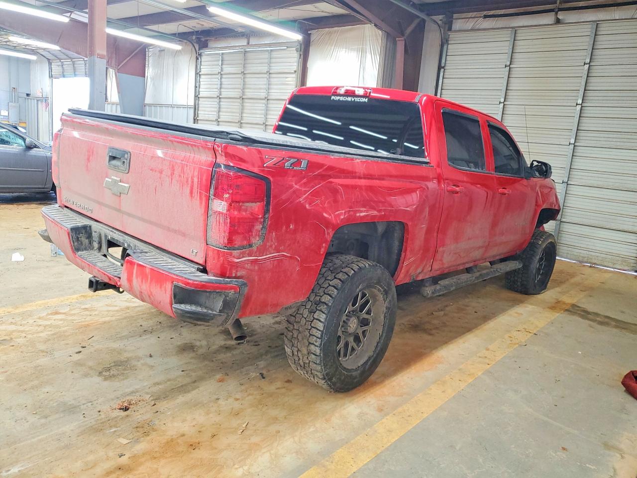 2018 CHEVROLET SILVERADO K1500 LT photo 3