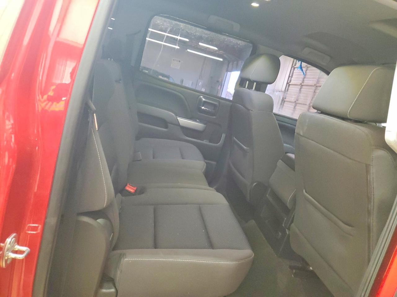 2018 CHEVROLET SILVERADO K1500 LT photo 10