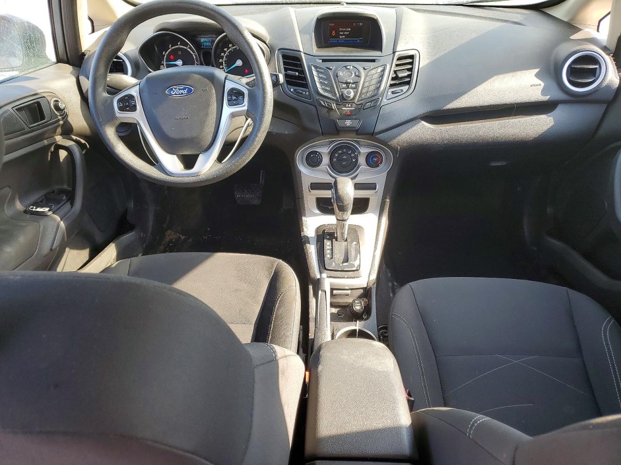 2019 FORD FIESTA SE photo 15
