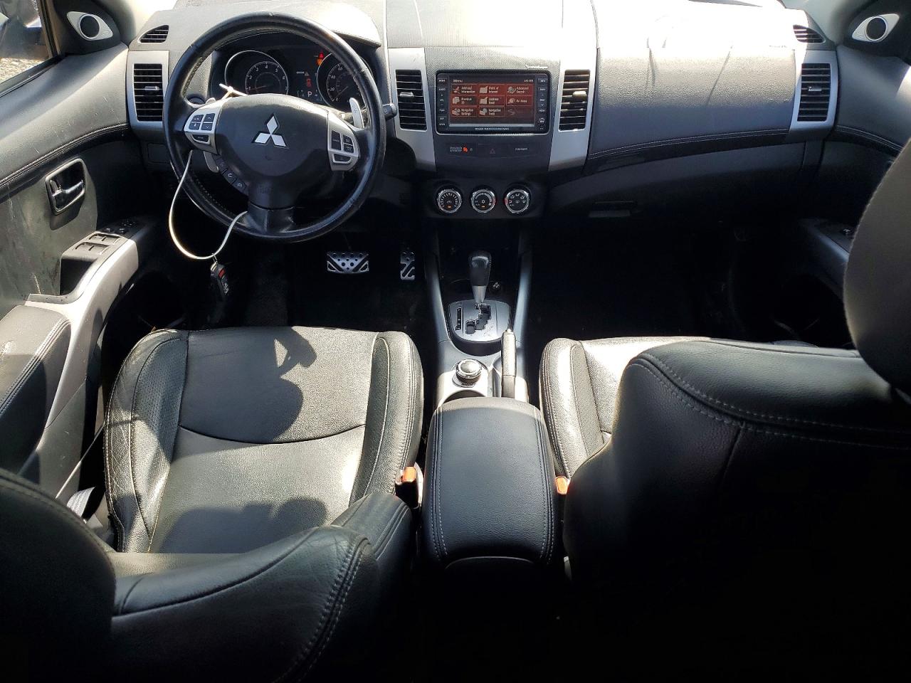 2012 MITSUBISHI OUTLANDER GT photo 8
