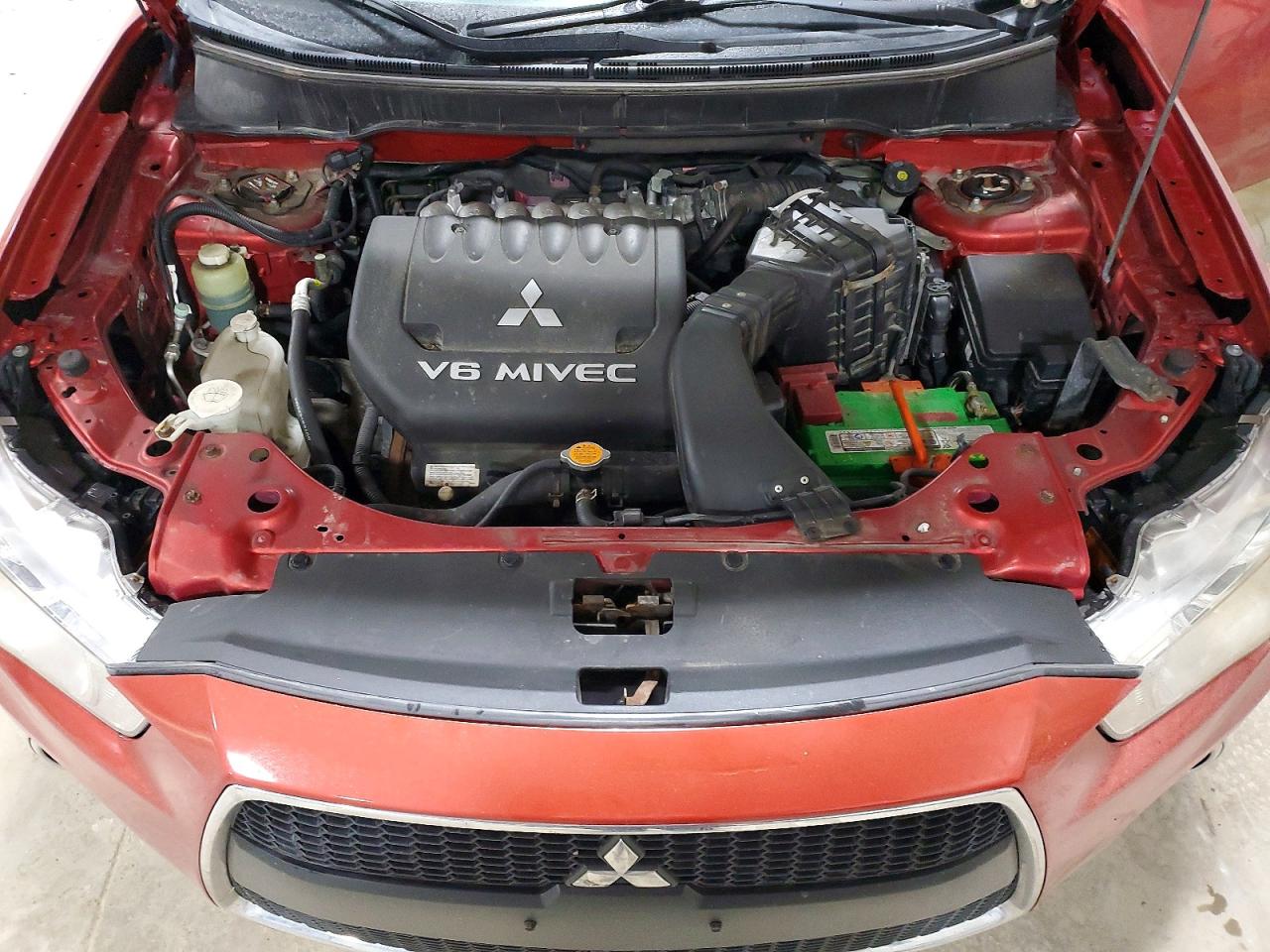 2012 MITSUBISHI OUTLANDER GT photo 12
