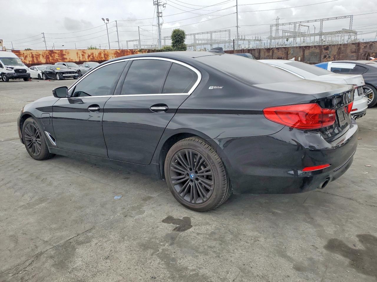 2018 BMW 530E photo 2