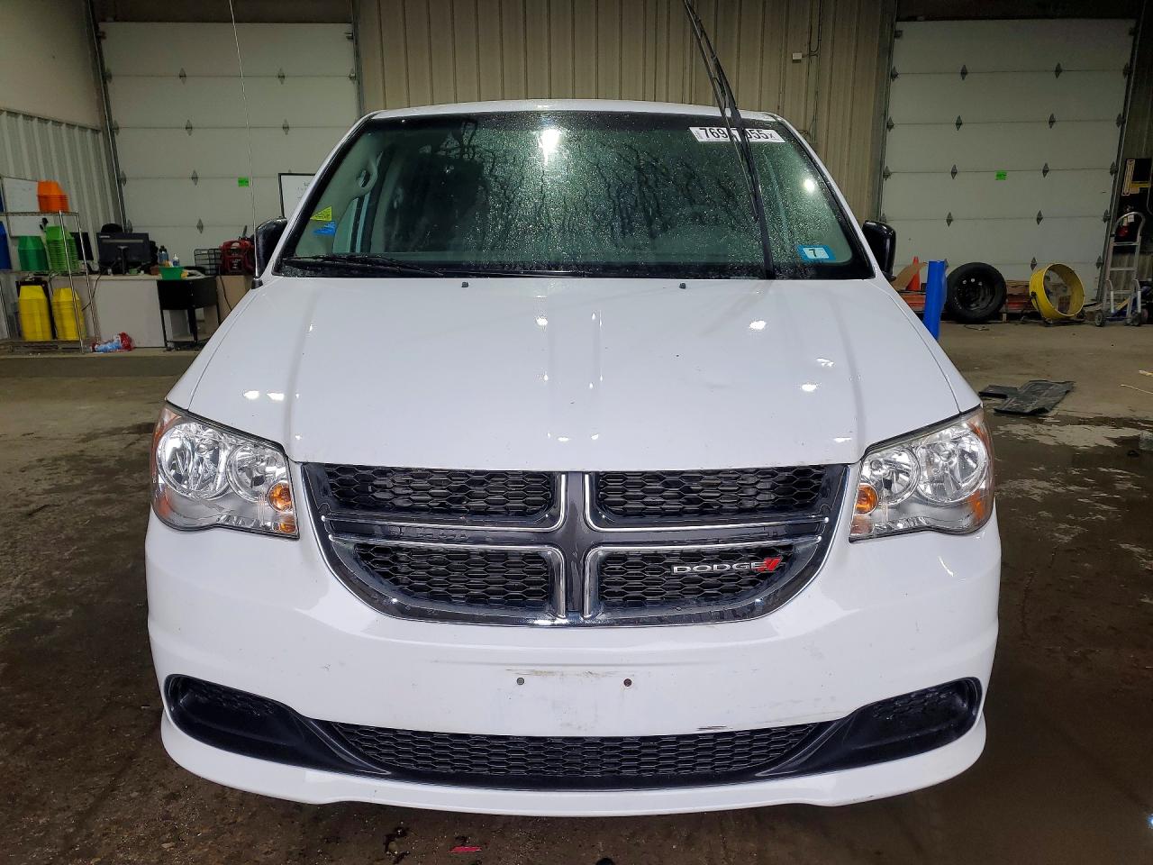 2015 DODGE GRAND CARAVAN SE photo 13