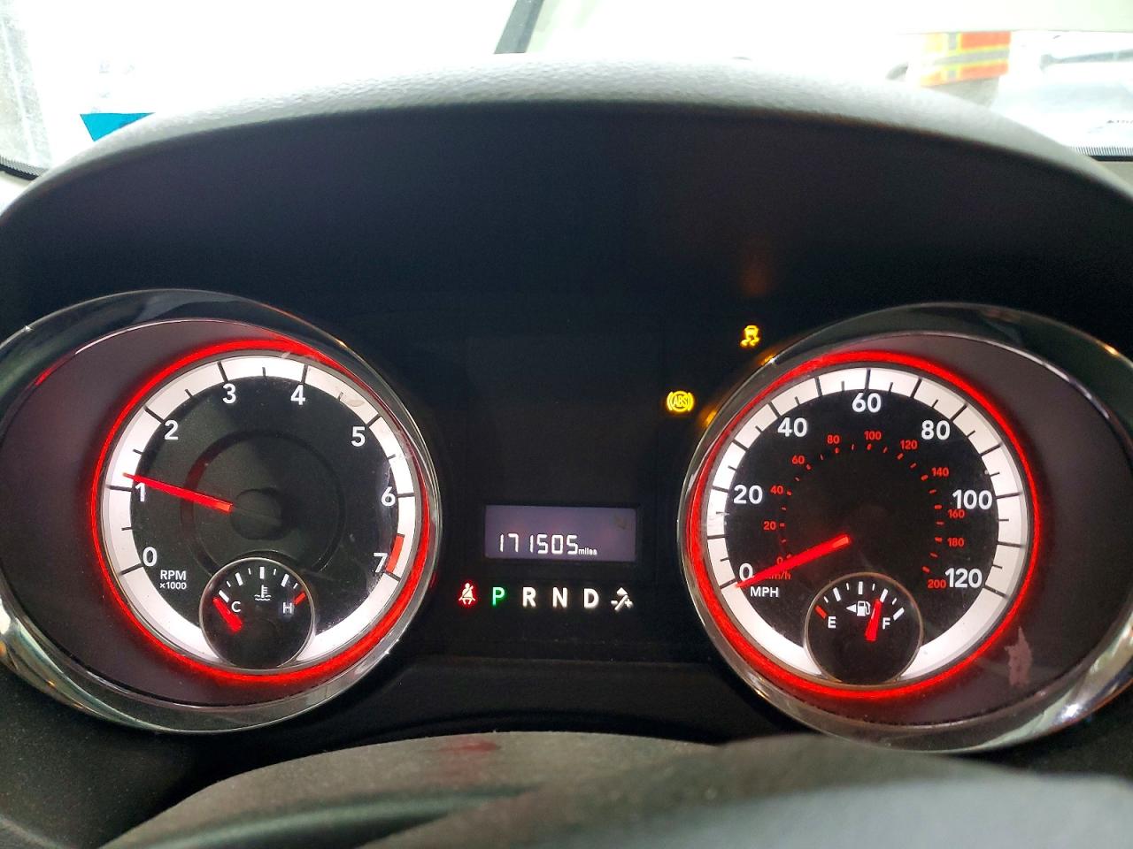 2015 DODGE GRAND CARAVAN SE photo 25