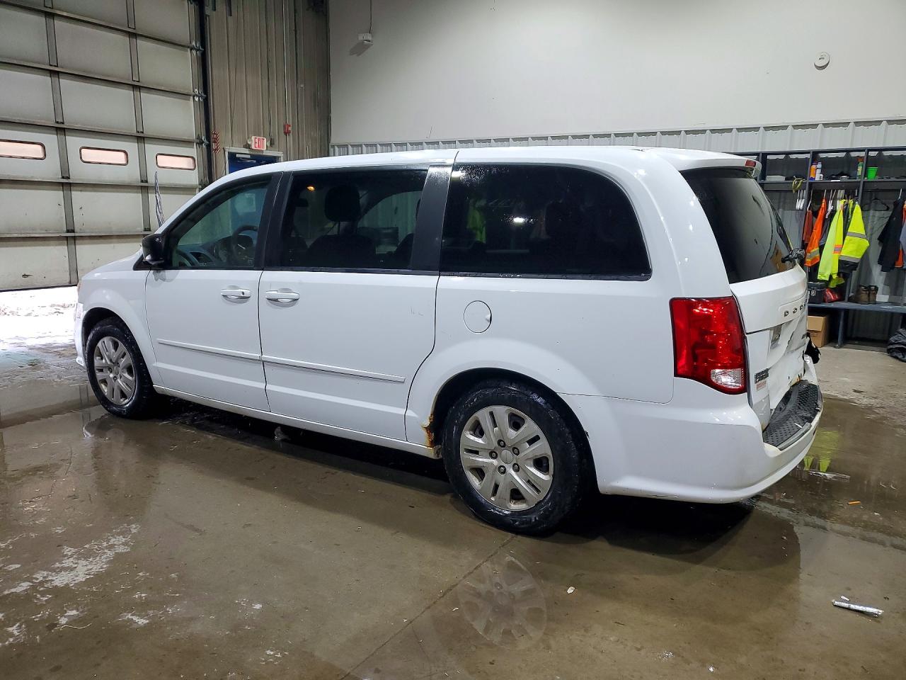 2015 DODGE GRAND CARAVAN SE photo 4