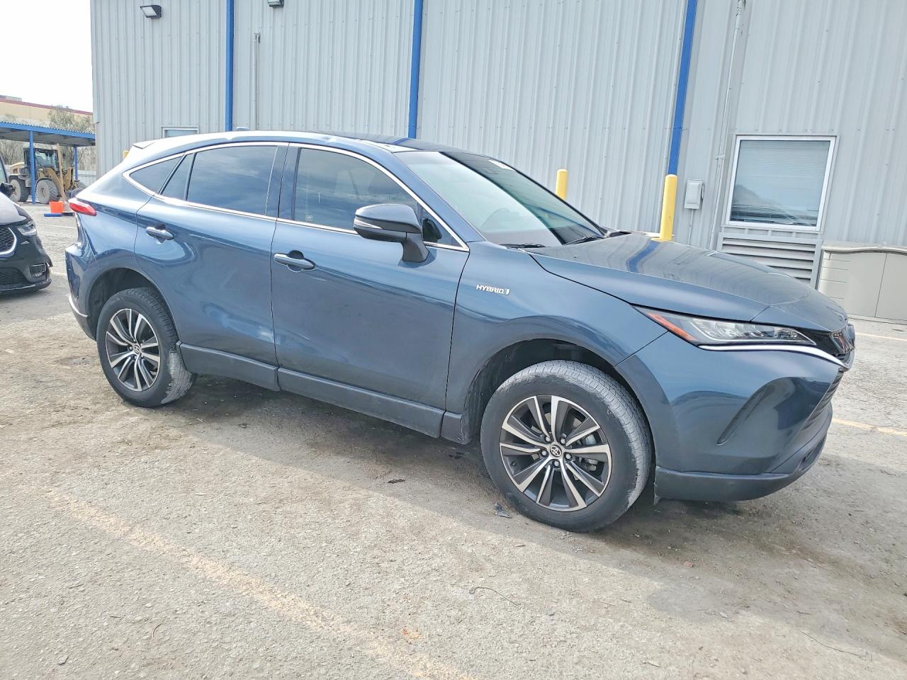 2021 TOYOTA VENZA LE photo 7