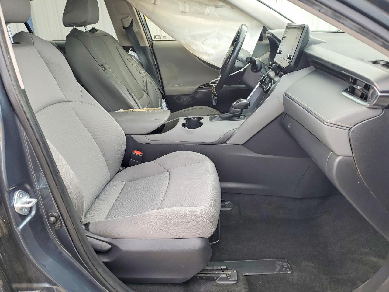 2021 TOYOTA VENZA LE photo 13