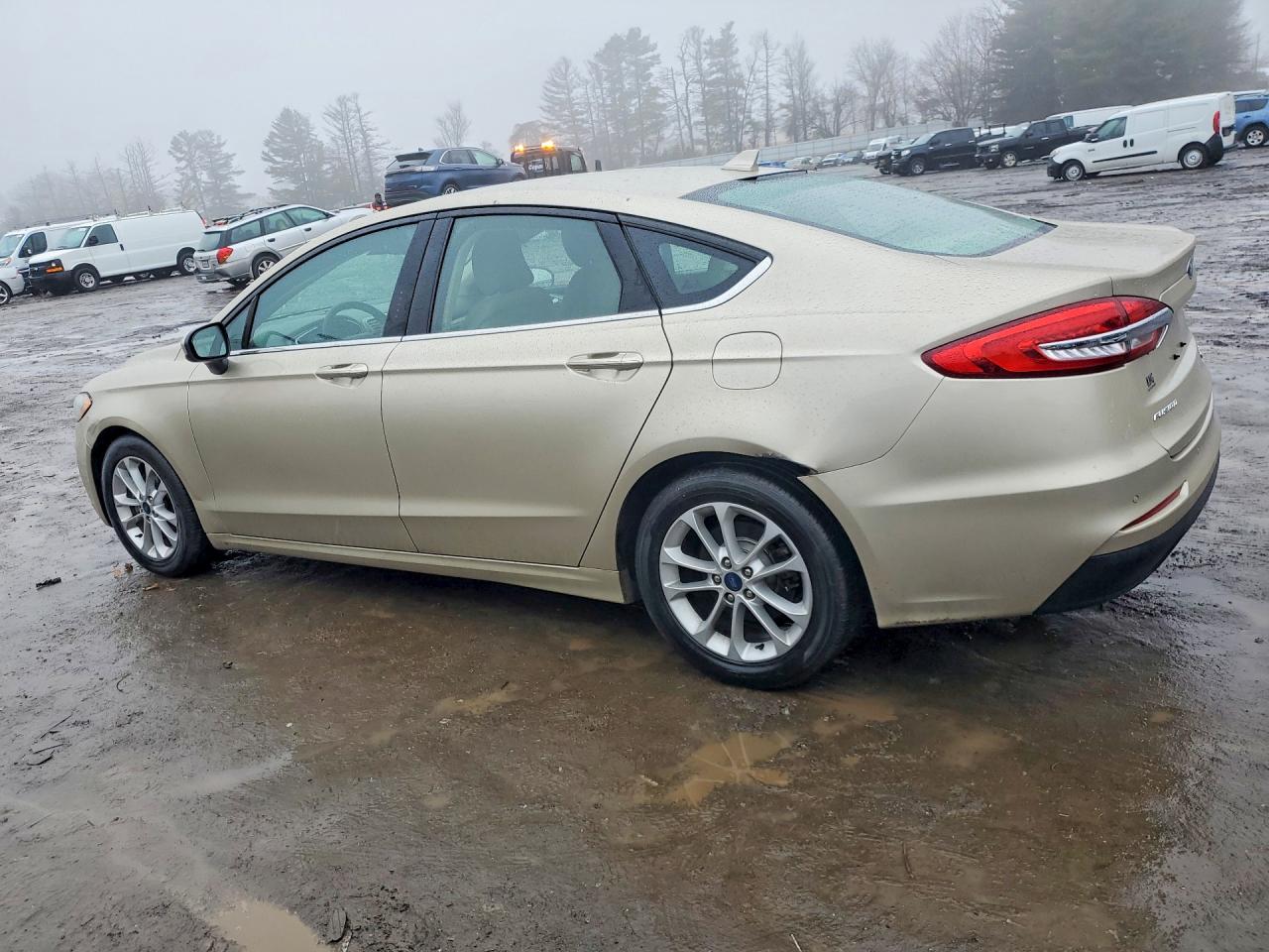 2019 FORD FUSION SE photo 3
