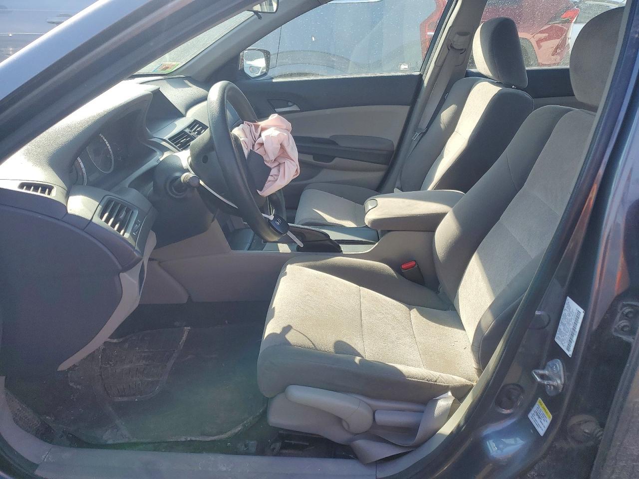 2010 HONDA ACCORD LX photo 7