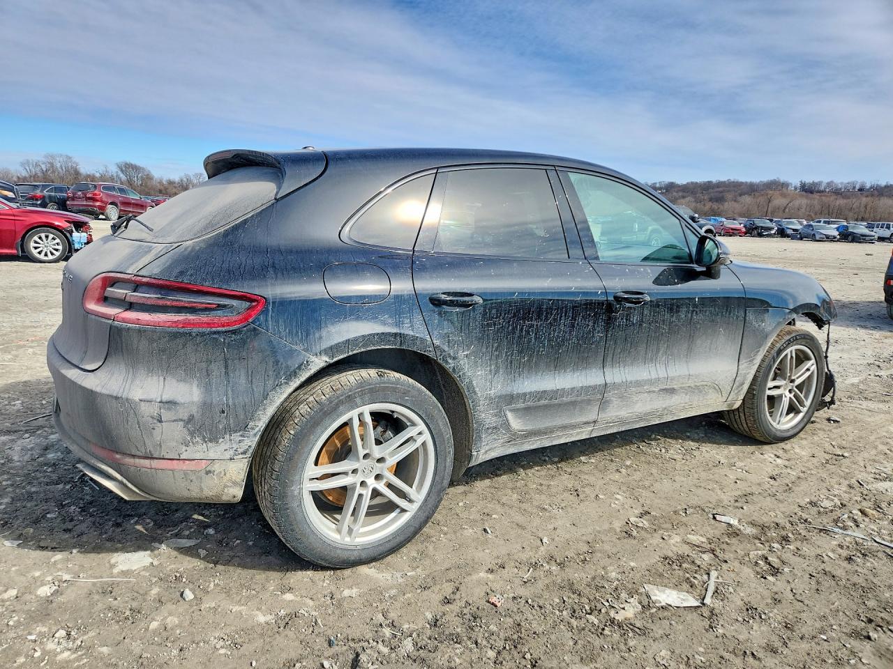 2018 PORSCHE MACAN photo 3