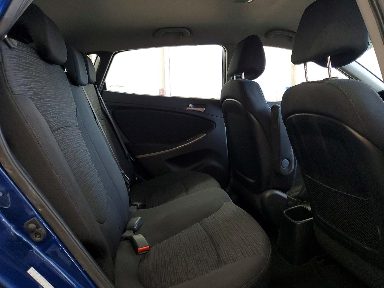 2016 HYUNDAI ACCENT SE photo 28
