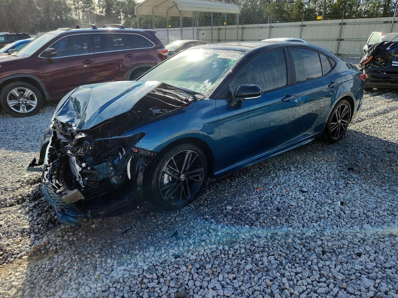 2025 TOYOTA CAMRY