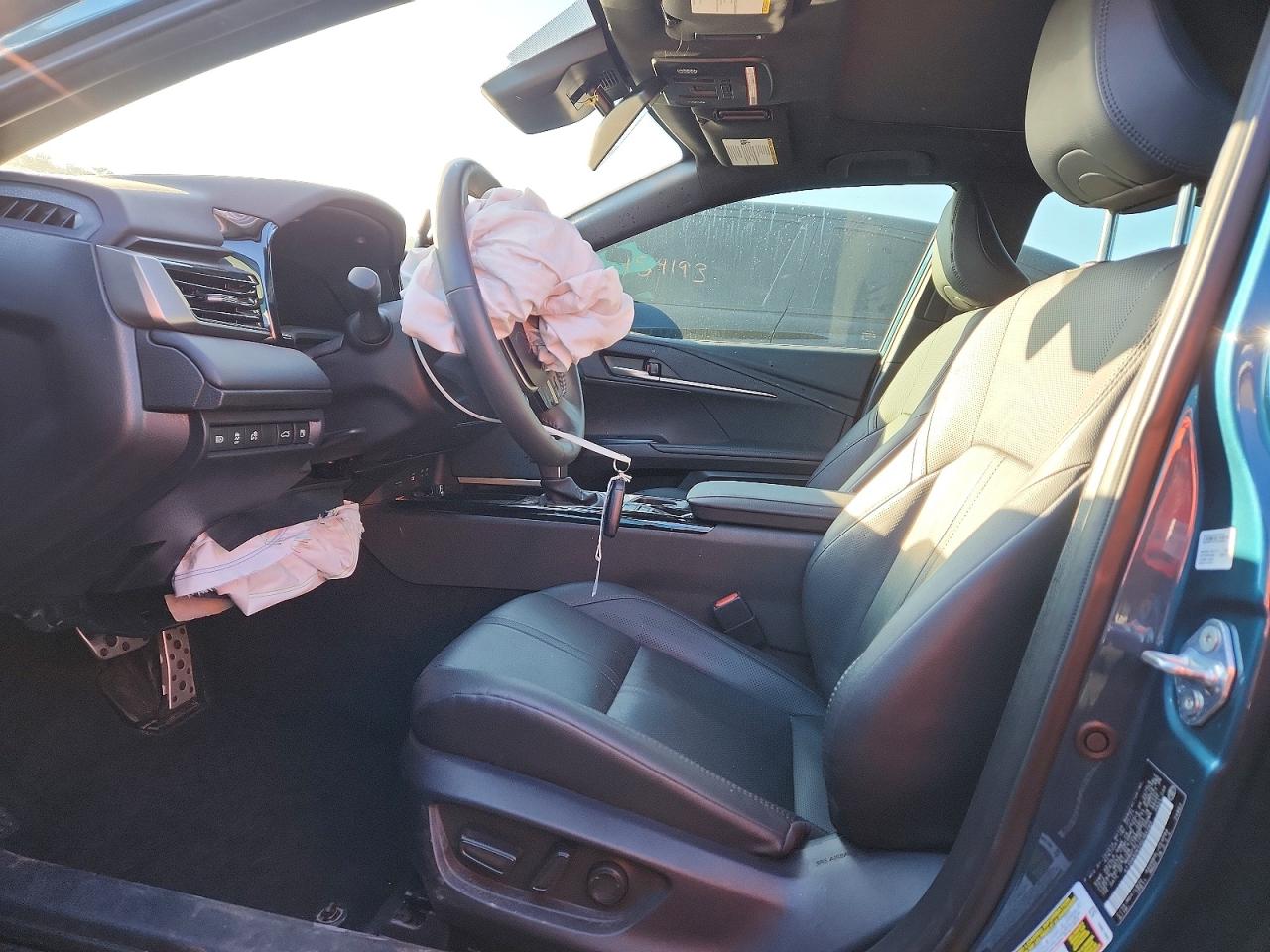 2025 TOYOTA CAMRY XSE photo 19