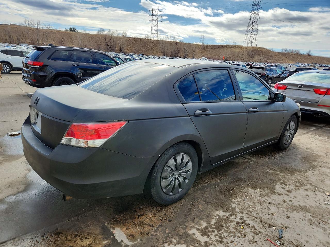 2010 HONDA ACCORD LX photo 5