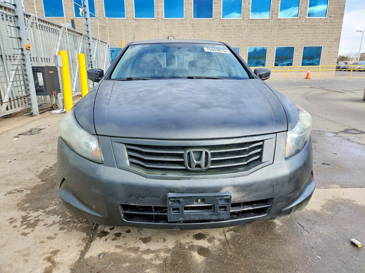2010 HONDA ACCORD LX photo 9