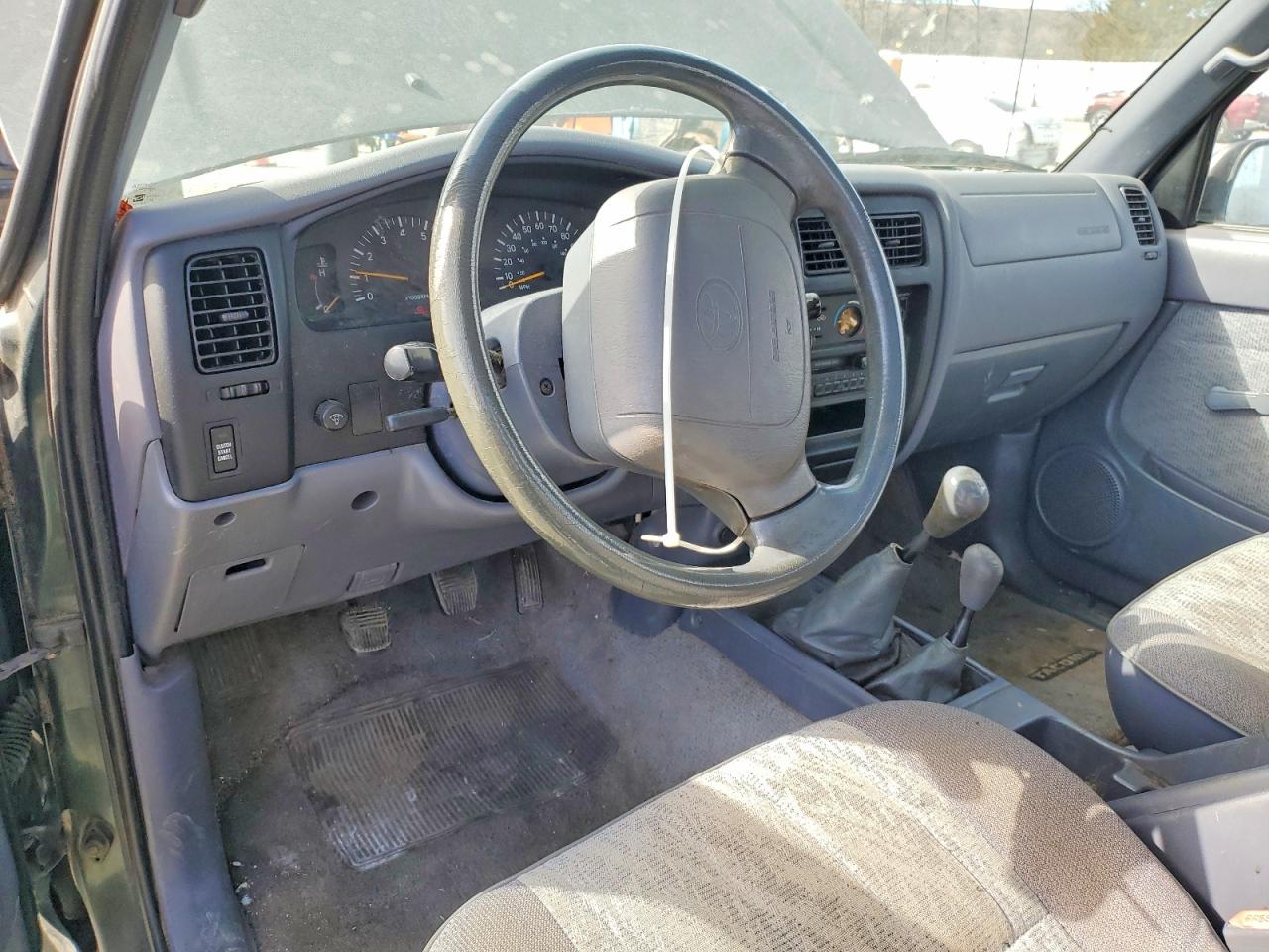 1999 TOYOTA TACOMA photo 8