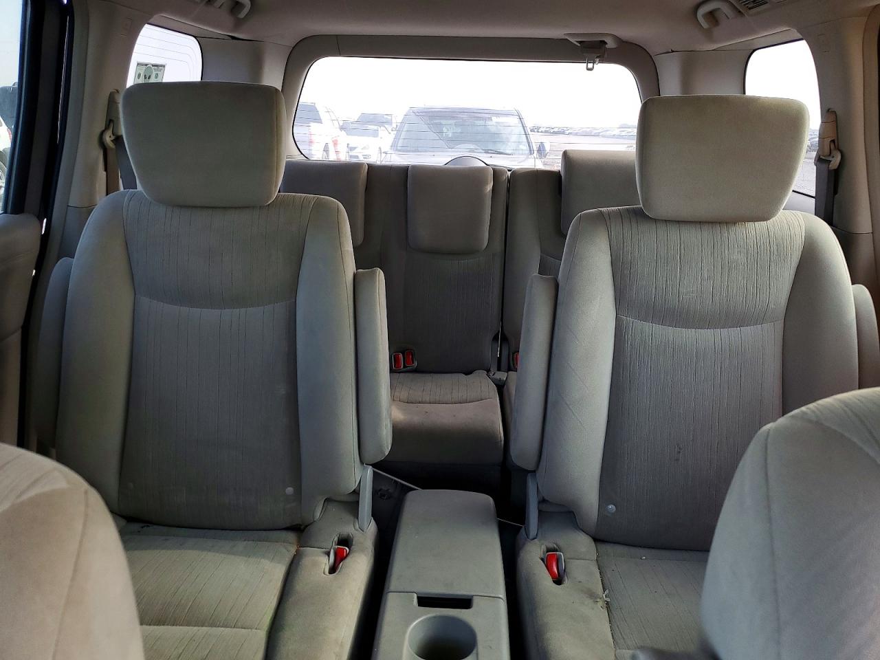 2015 NISSAN QUEST S photo 10