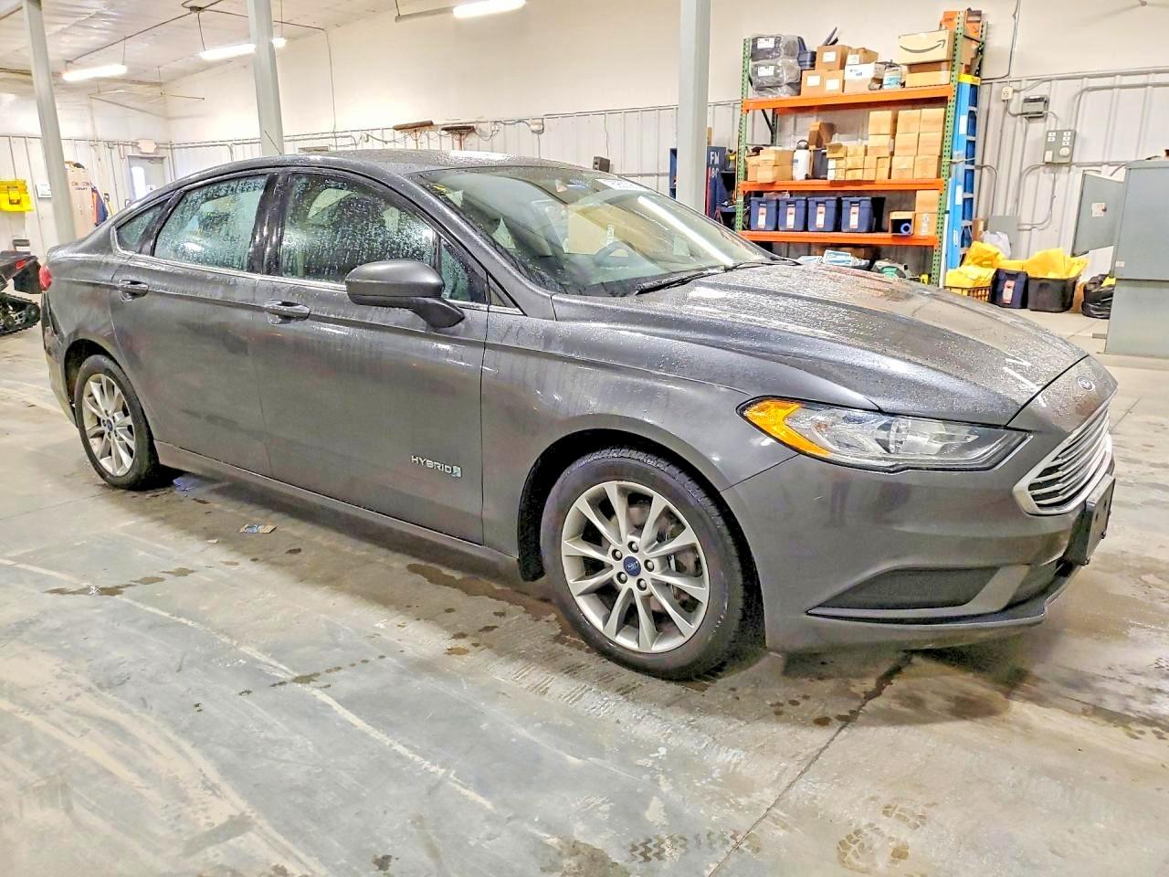 2017 FORD FUSION SE HYBRID photo 4