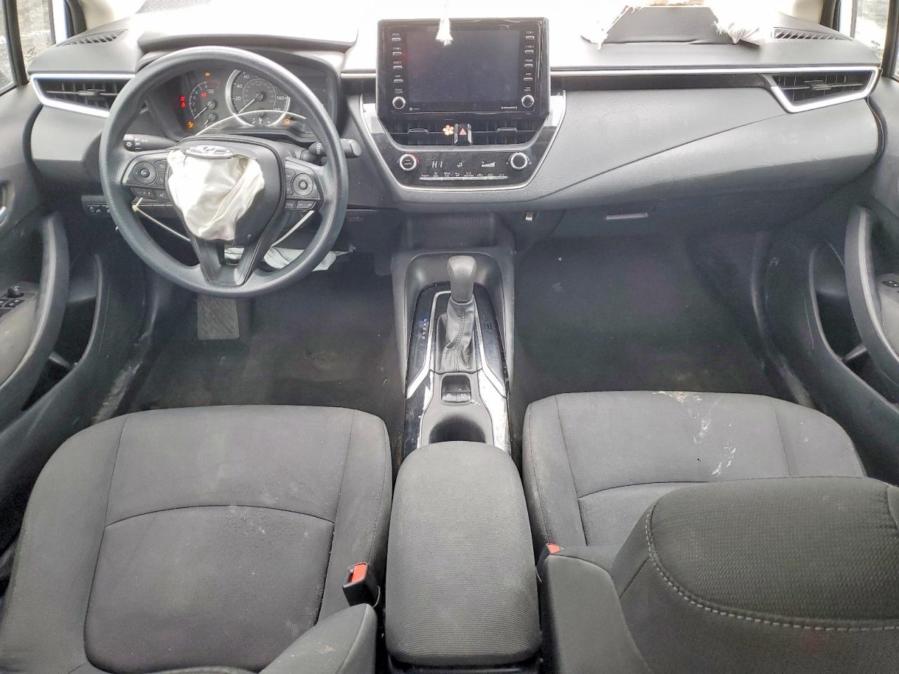 2021 TOYOTA COROLLA LE photo 8