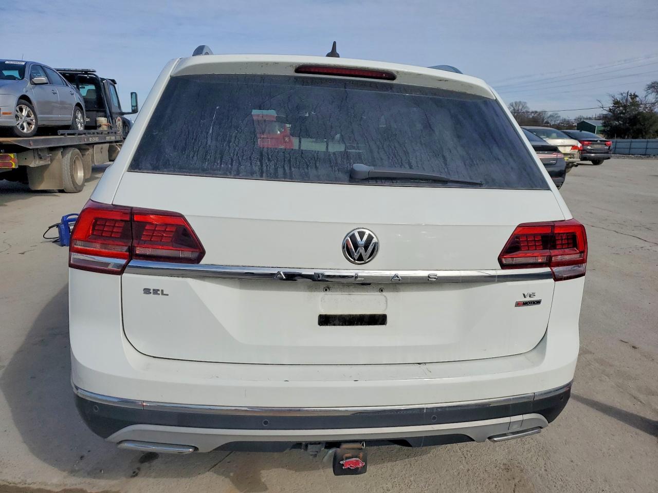 2018 VOLKSWAGEN ATLAS SEL PREMIUM photo 6