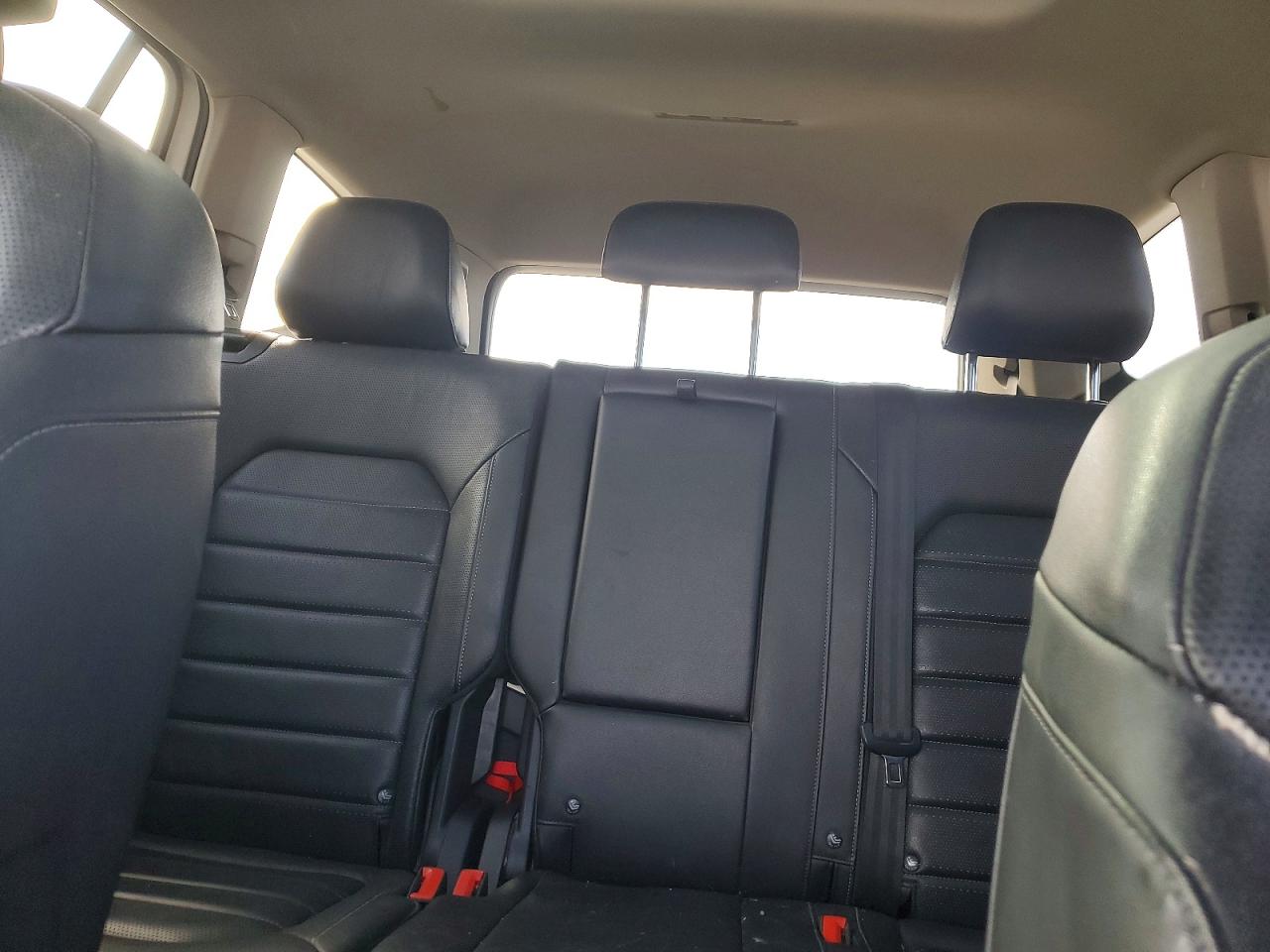 2018 VOLKSWAGEN ATLAS SEL PREMIUM photo 10