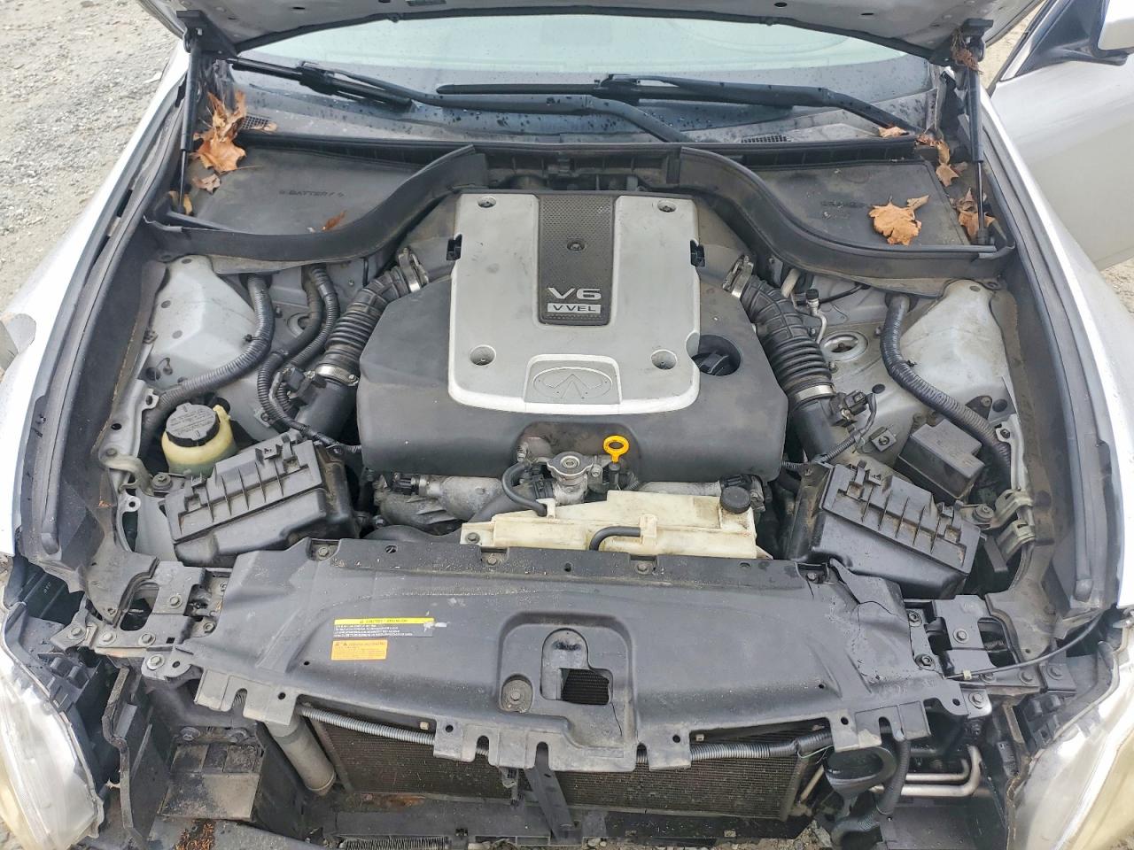 2011 INFINITI G37 BASE photo 11