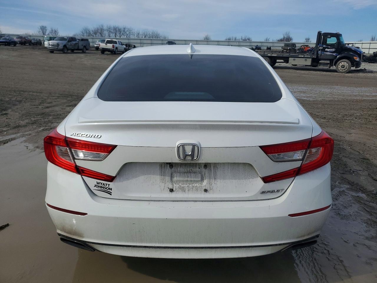 2018 HONDA ACCORD SPORT photo 6