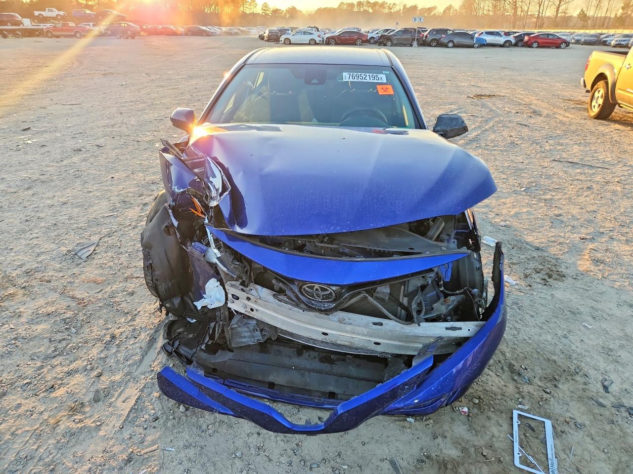 2018 TOYOTA CAMRY L photo 9