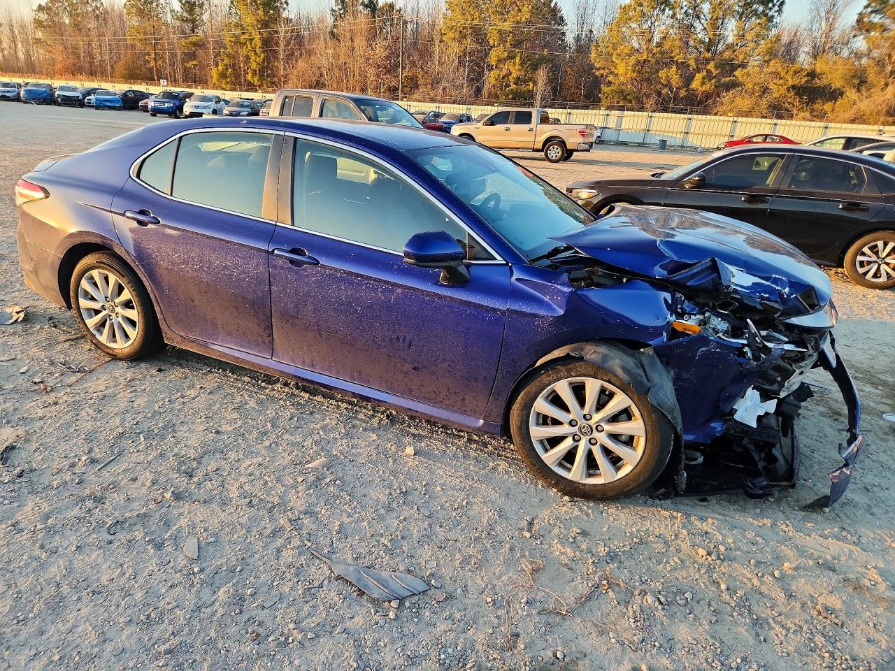 2018 TOYOTA CAMRY L photo 7