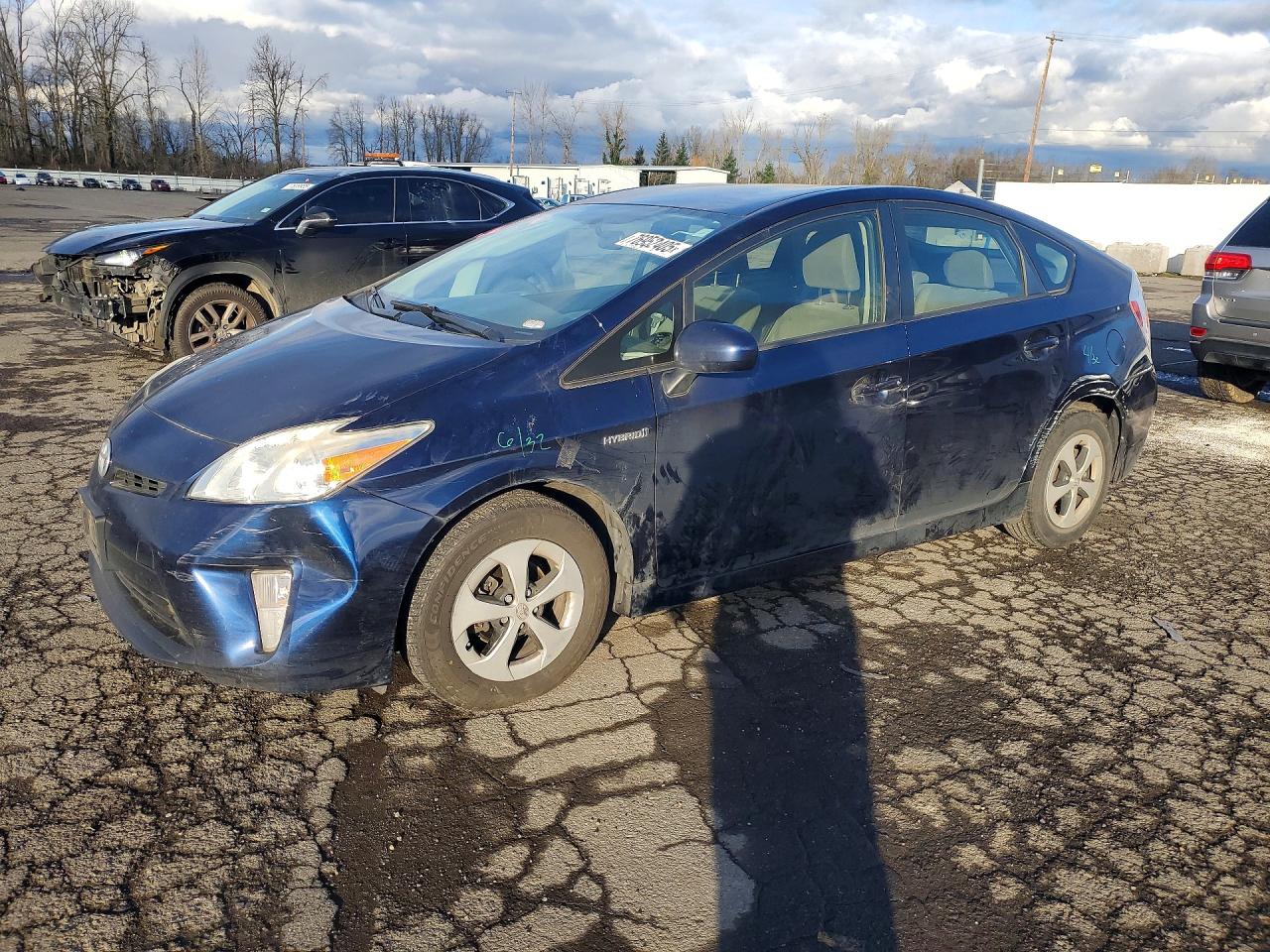 2015 TOYOTA PRIUS