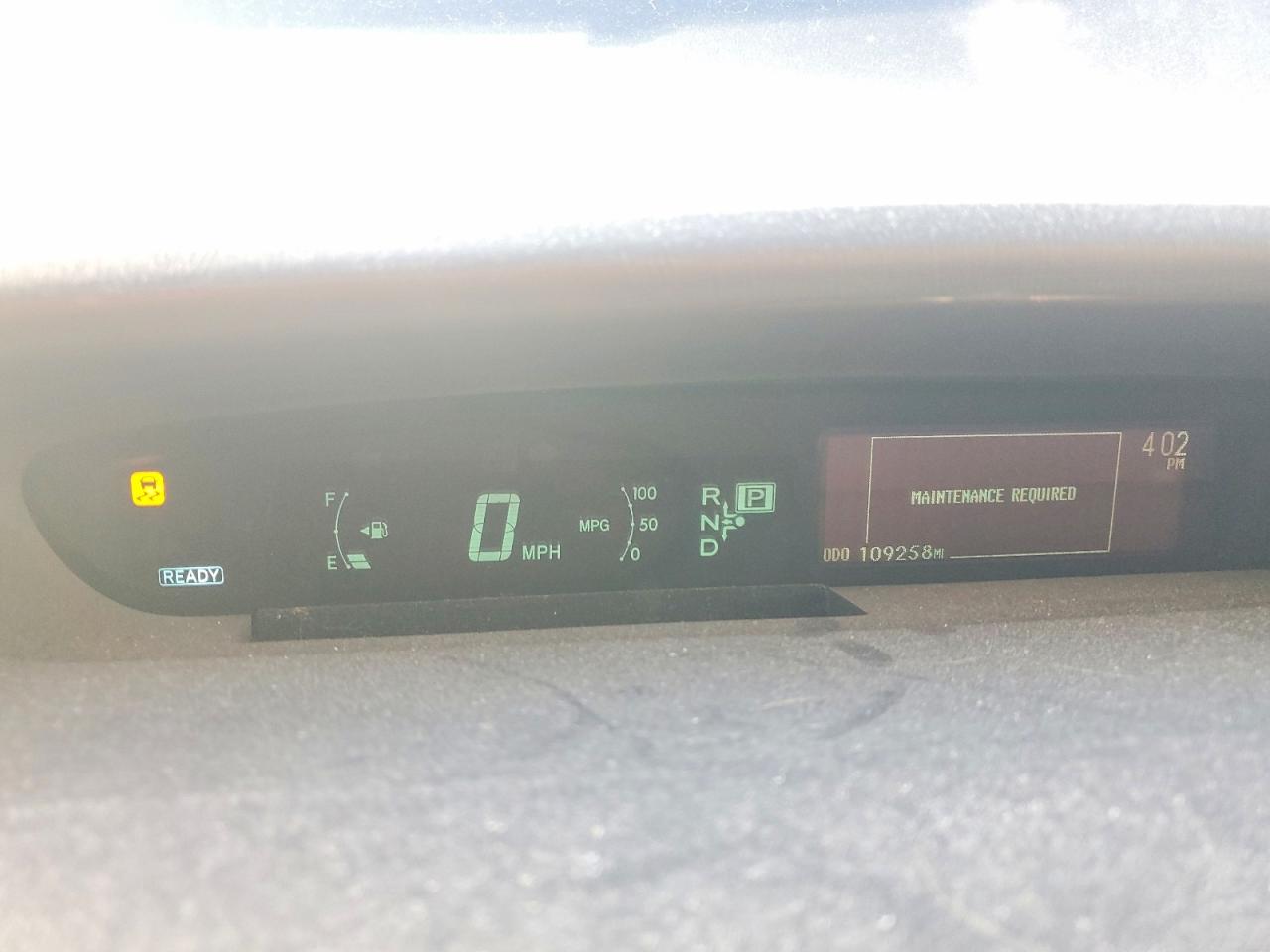 2015 TOYOTA PRIUS photo 9