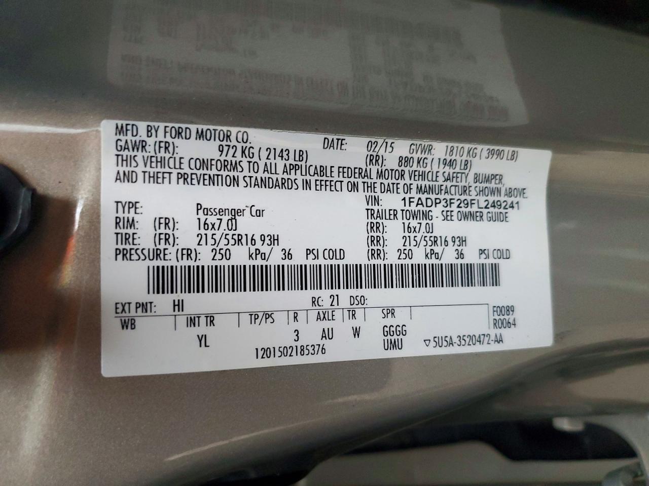 2015 FORD FOCUS SE photo 12
