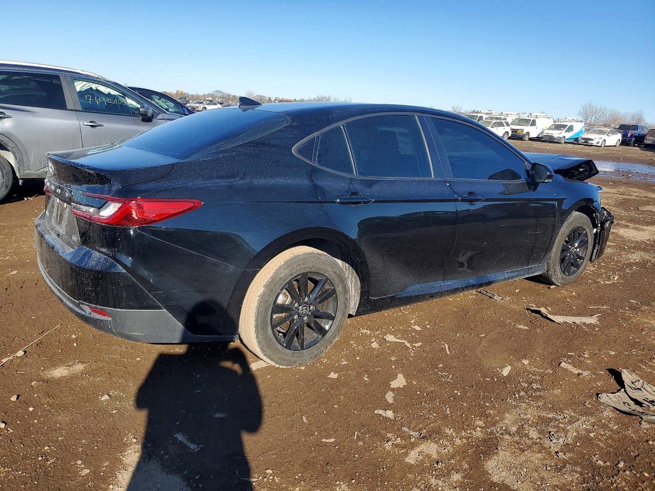 2025 TOYOTA CAMRY LE photo 3