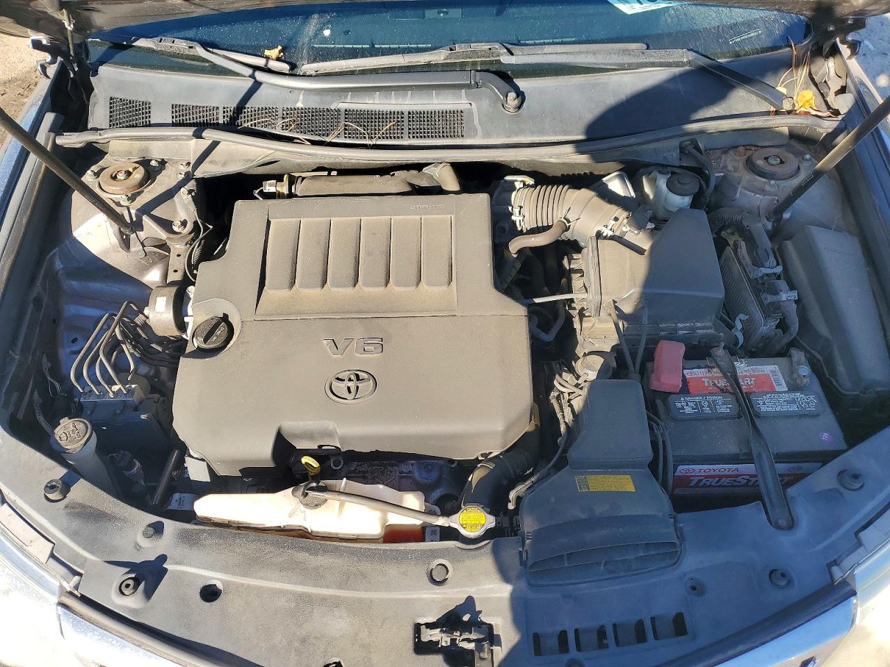 2014 TOYOTA CAMRY SE photo 21