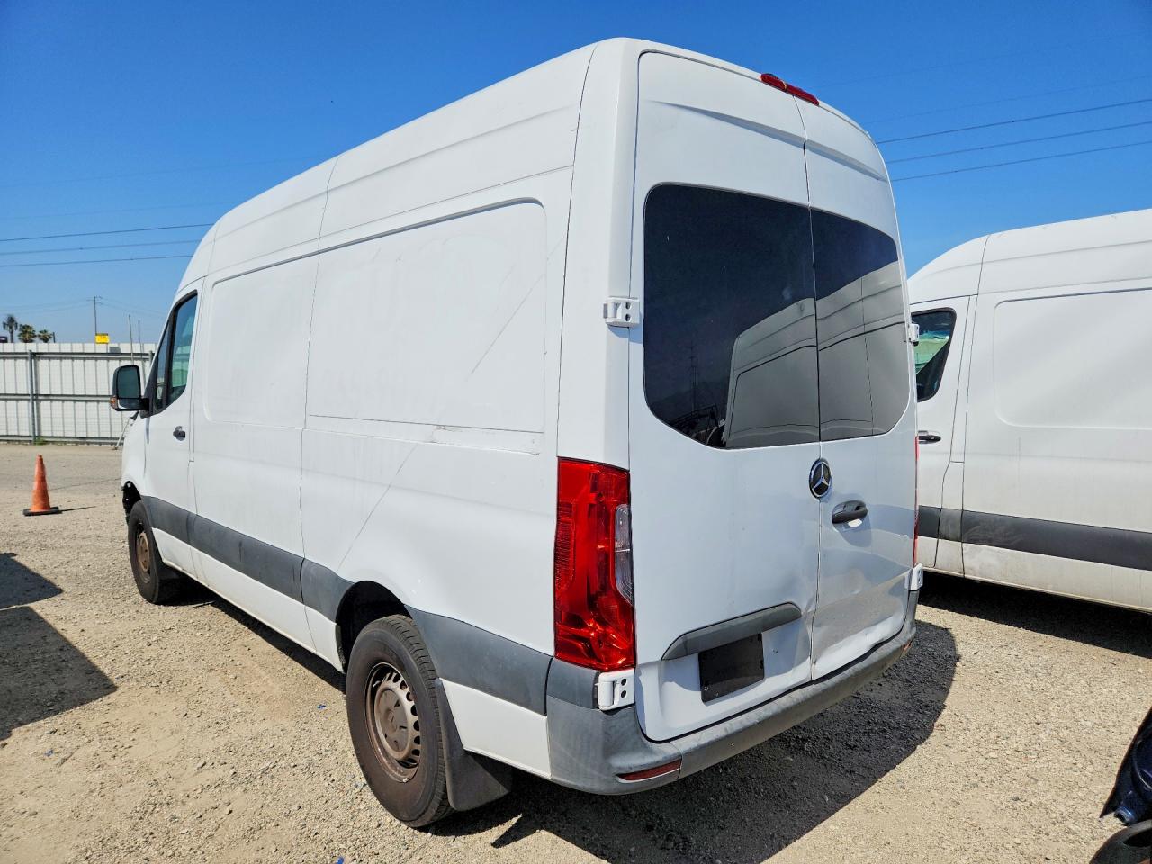 2020 MERCEDES-BENZ SPRINTER 2500 photo 3