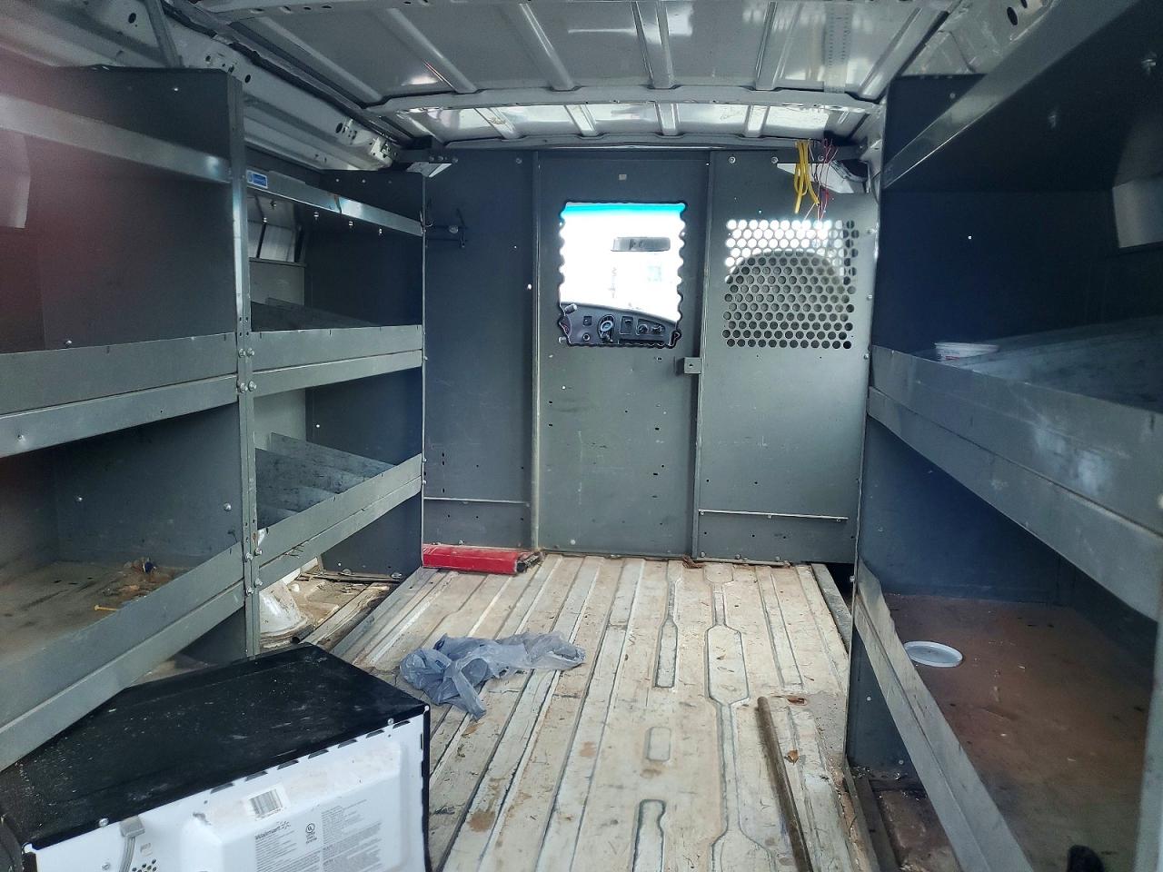 2007 FORD E250 UTILITY / SERVICE VAN photo 10