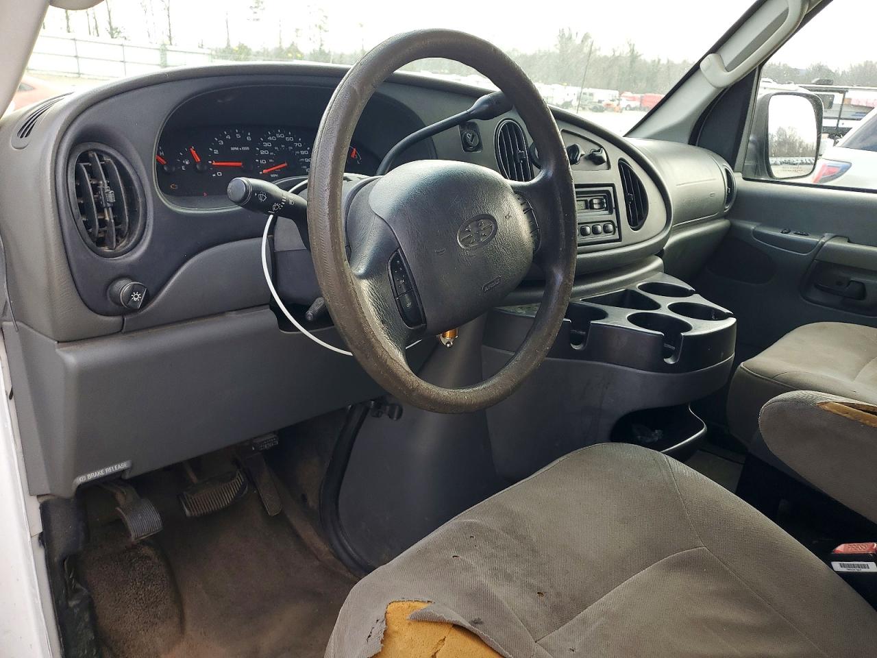 2007 FORD E250 UTILITY / SERVICE VAN photo 8