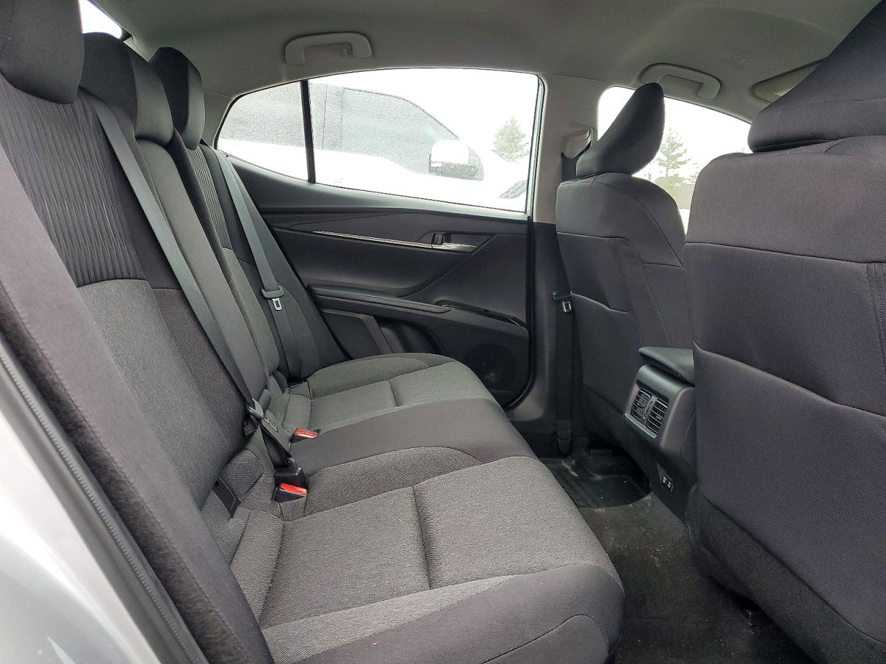 2025 TOYOTA CAMRY photo 10