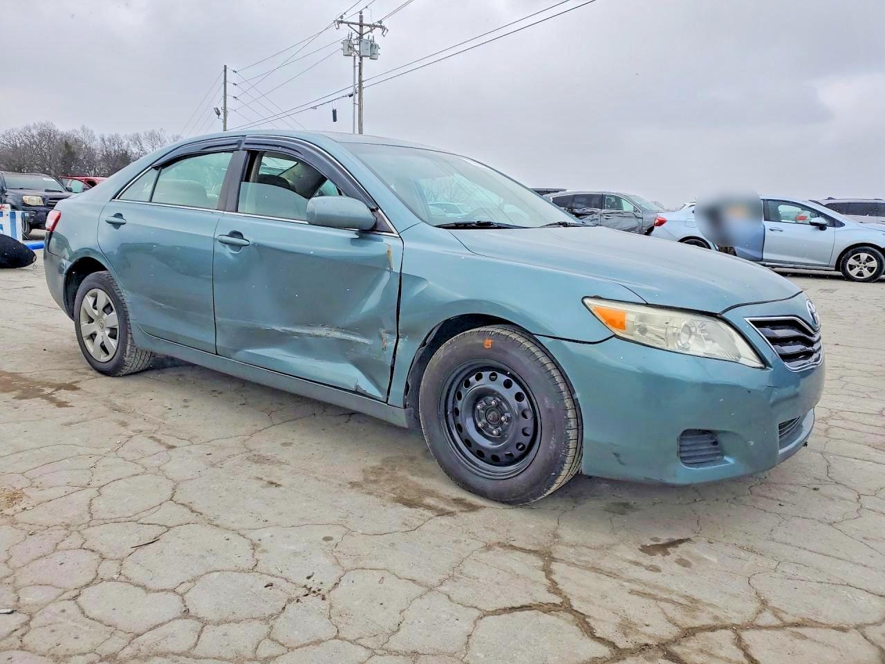 2010 TOYOTA CAMRY BASE photo 7