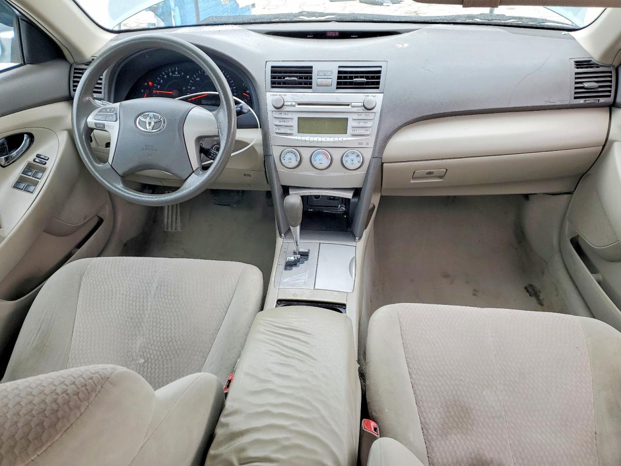 2010 TOYOTA CAMRY BASE photo 15