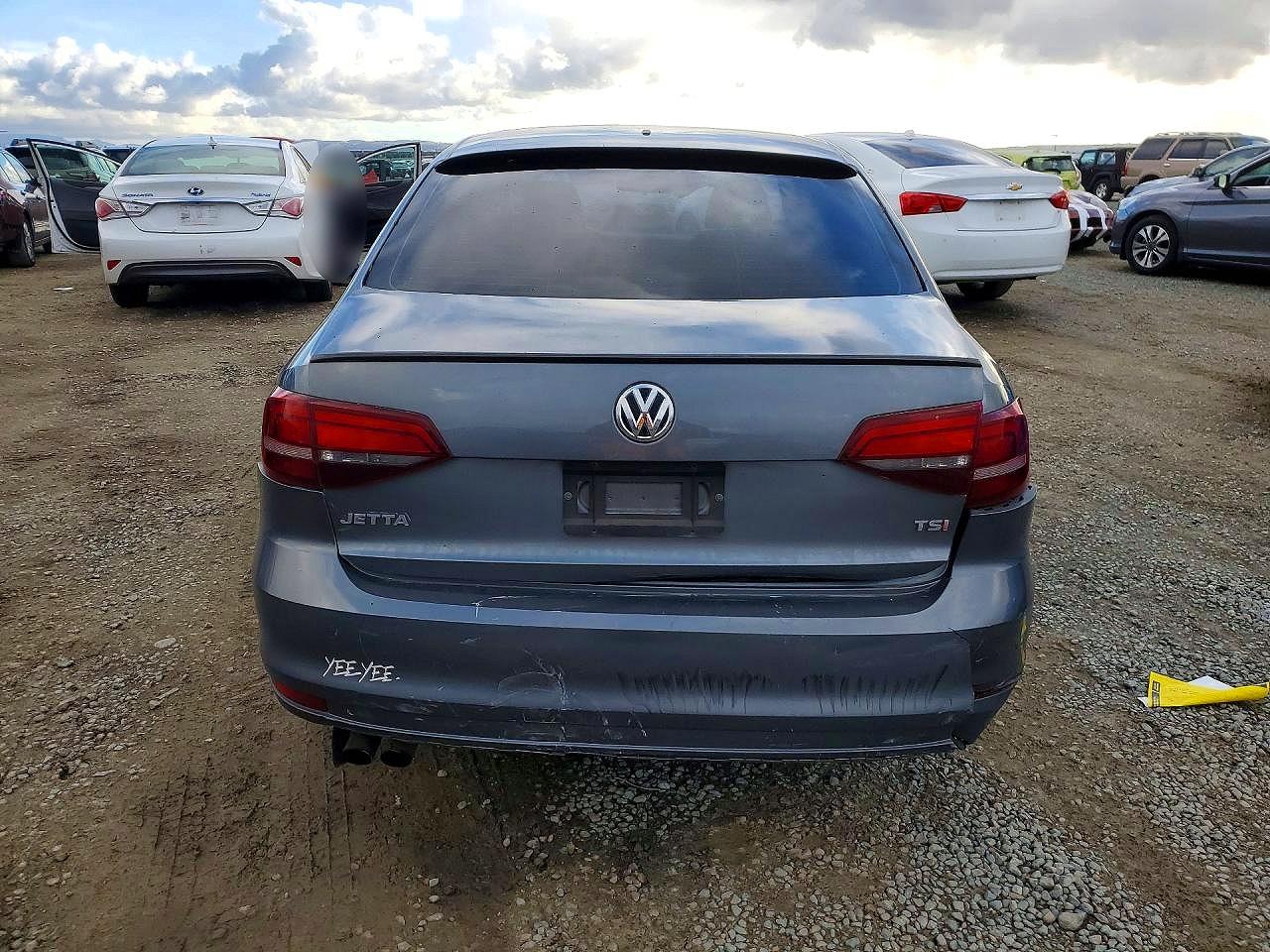 2016 VOLKSWAGEN JETTA S photo 6