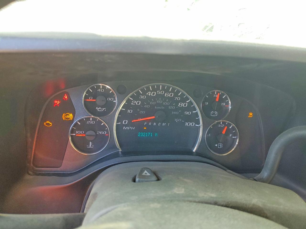 2017 GMC SAVANA G2500 photo 17