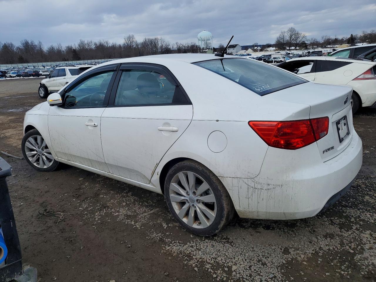 2012 KIA FORTE SX photo 2