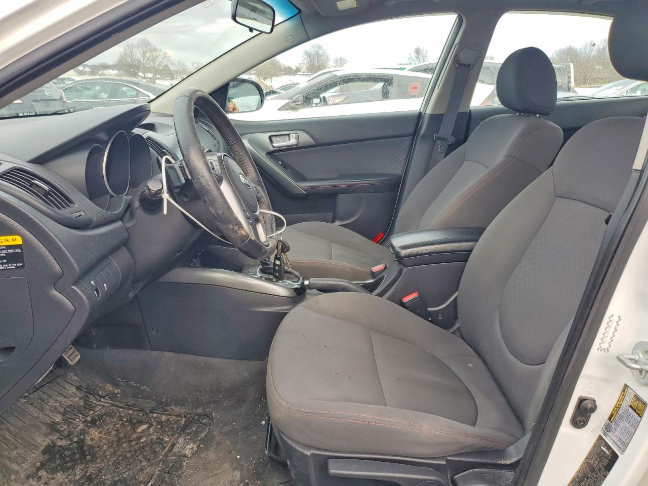 2012 KIA FORTE SX photo 7