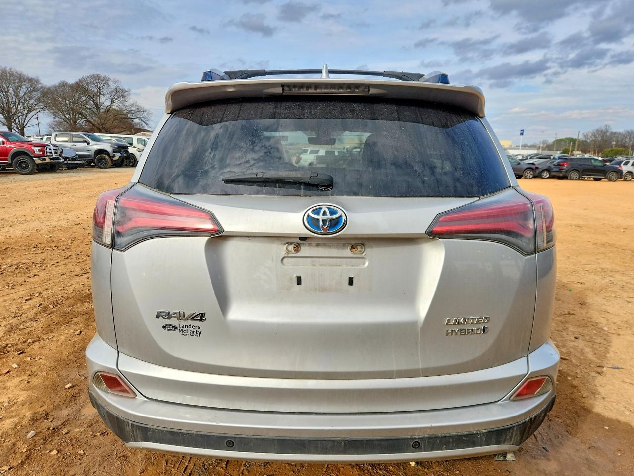 2016 TOYOTA RAV4 HV LIMITED photo 11