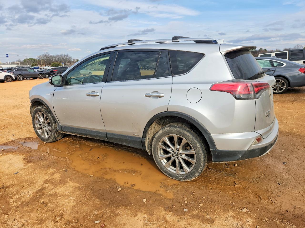 2016 TOYOTA RAV4 HV LIMITED photo 3