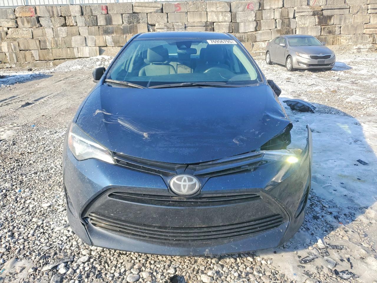 2018 TOYOTA COROLLA LE photo 9