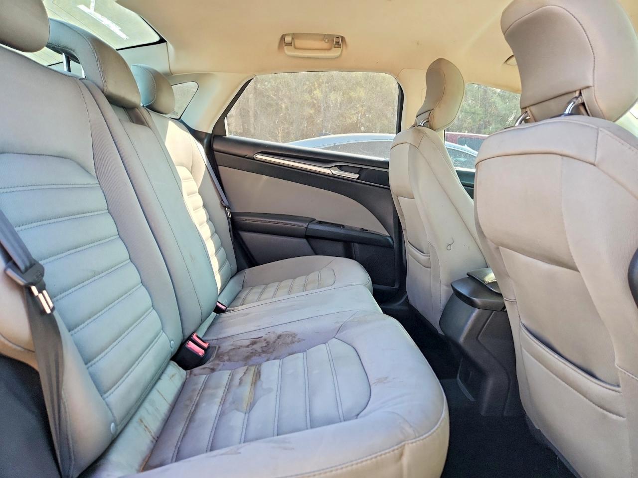 2013 FORD FUSION S photo 28