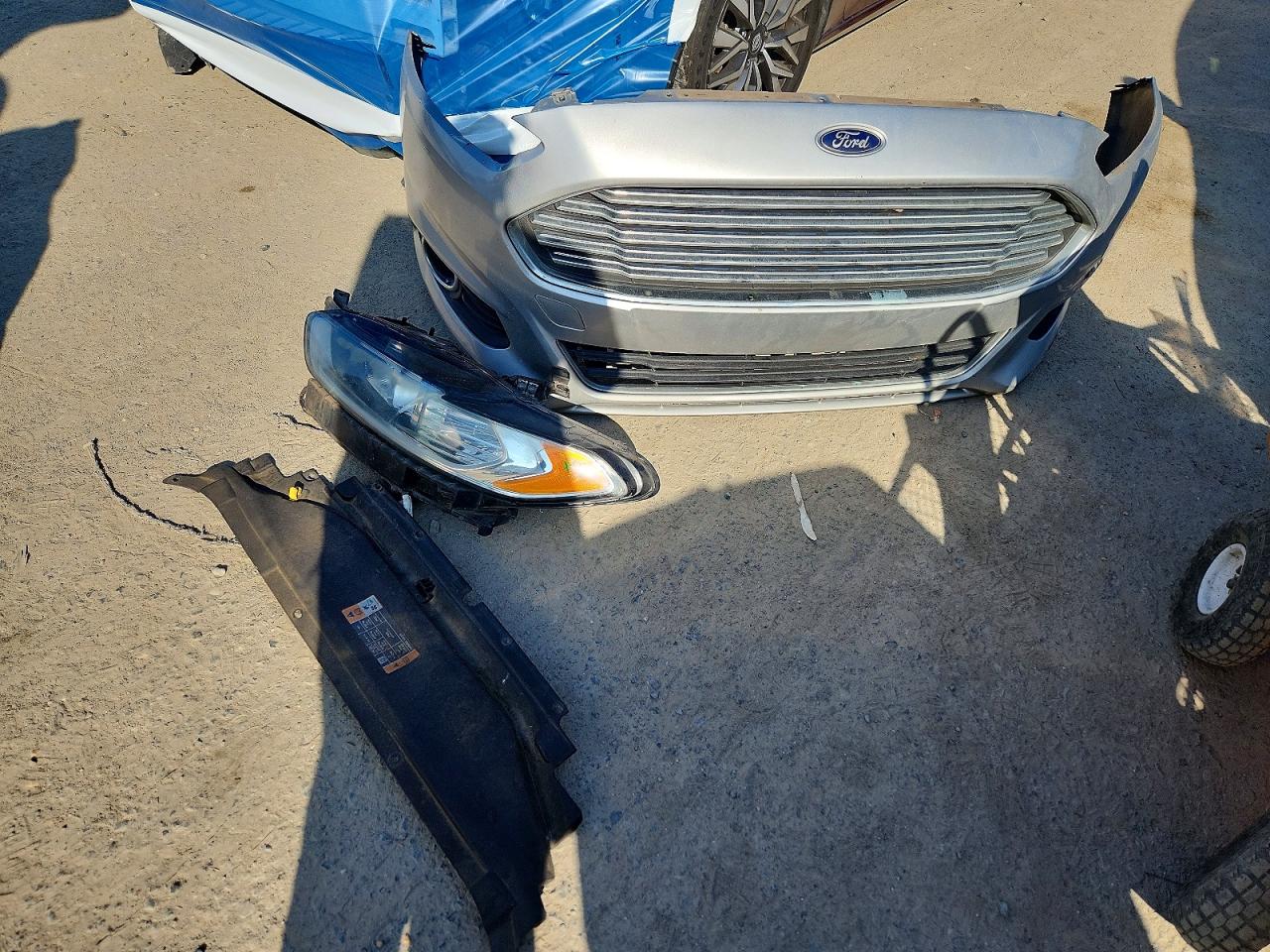 2013 FORD FUSION S photo 34